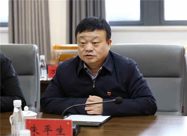 市國資委黨委書記、主任朱平生帶隊走訪慰問城投集團